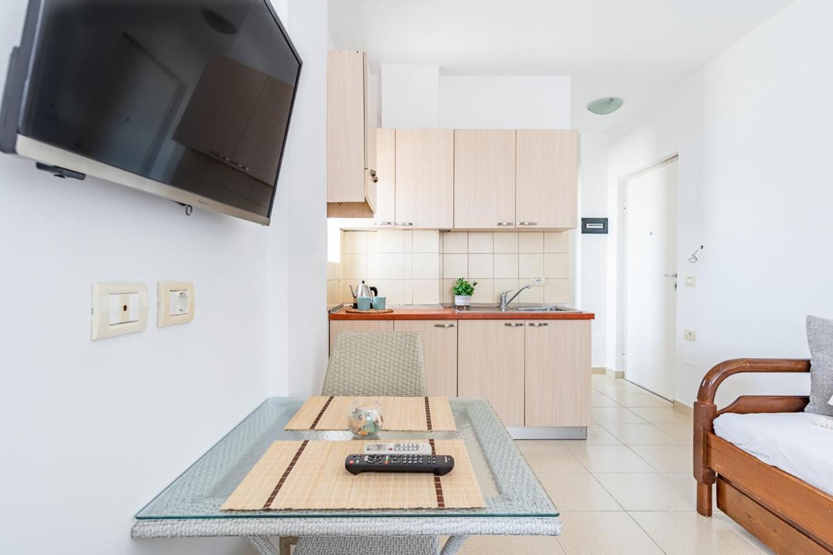 New* Super Studio - With Super Sea View Appartement *