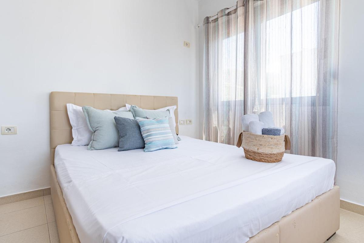 New* Super Studio - With Super Sea View
